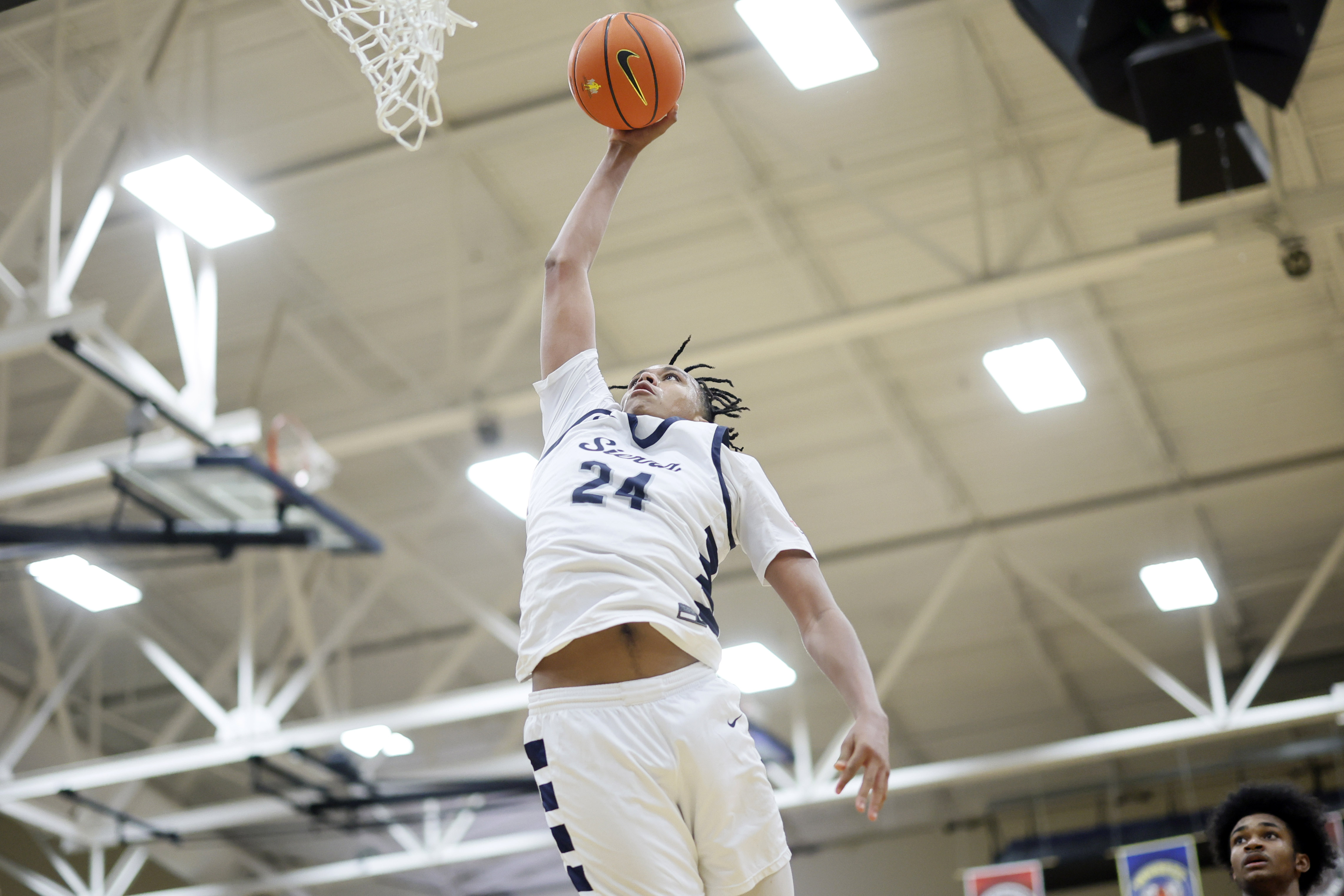 Sierra Canyon Bishop Gorman Les Schwab Invitational Soobum Im 28